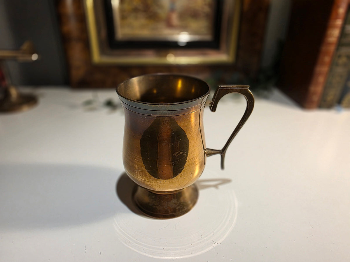 Antique-Style Brass Tankard / Handled Mug – Vintage Decorative Brass Cup