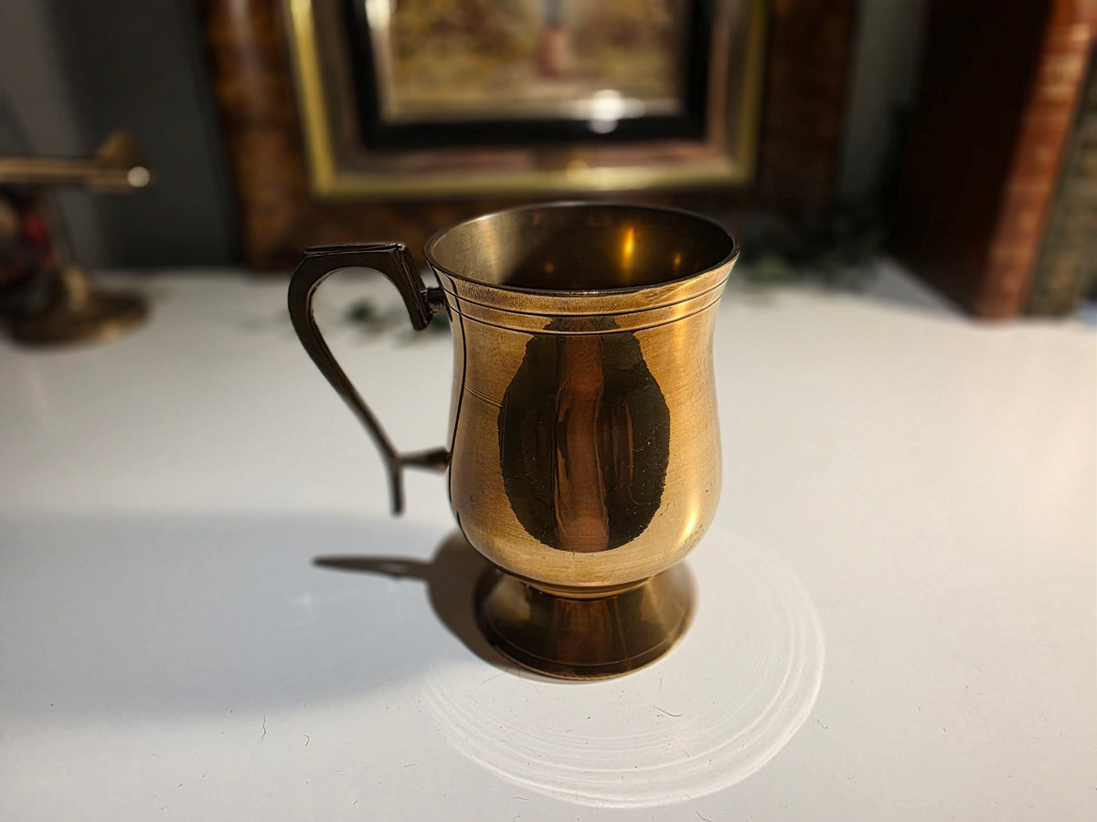 Antique-Style Brass Tankard / Handled Mug – Vintage Decorative Brass Cup