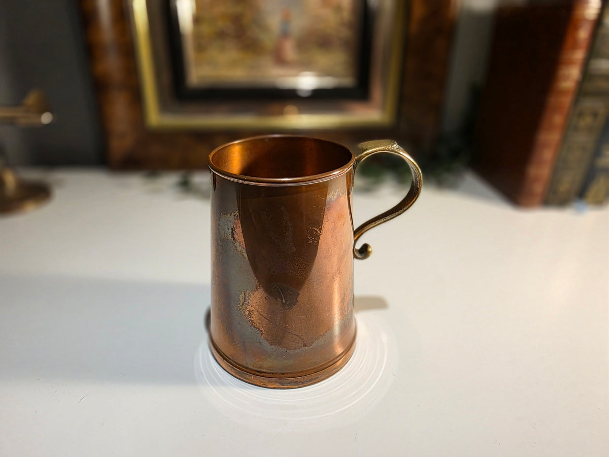 Vintage-Style Copper Tankard with Brass Handle