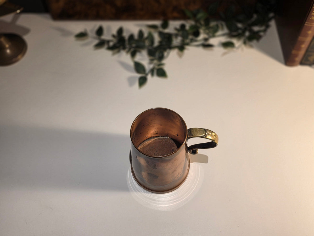 Vintage-Style Copper Tankard with Brass Handle