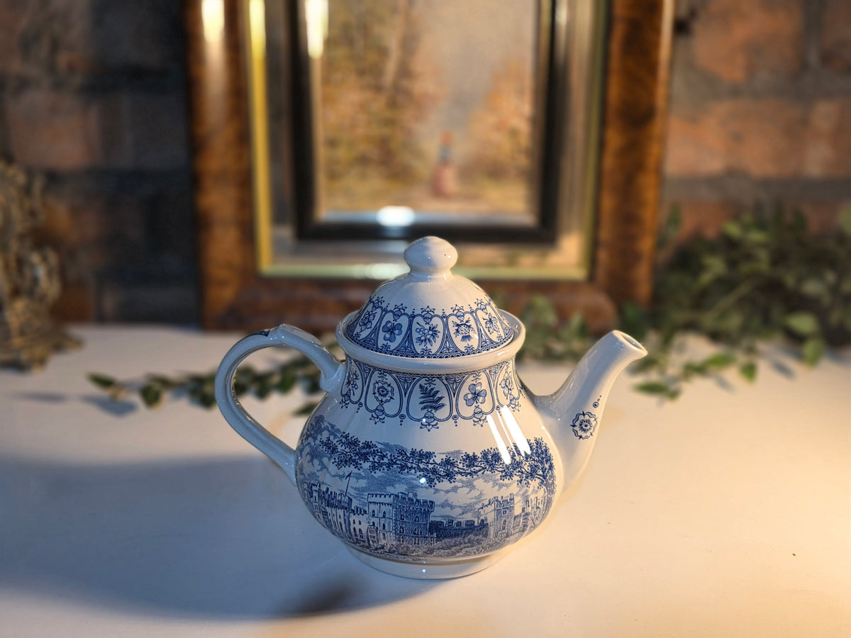 Windsor Castle Staffordshire England 1977 Silver Jubilee Blue and White Teapot